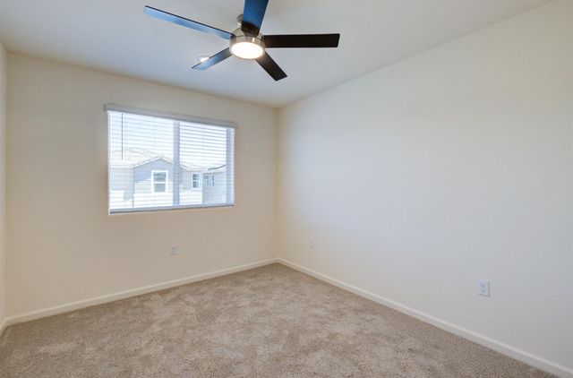 1498 Vintage Lane, Clovis, CA 93619