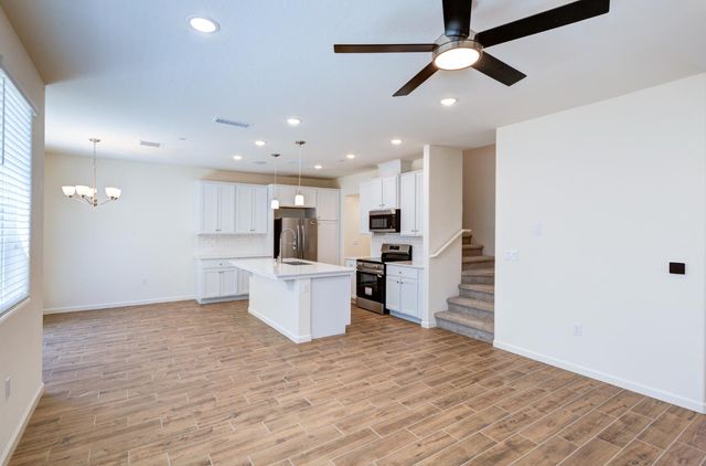 1498 Vintage Lane, Clovis, CA 93619