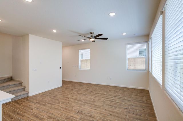 1498 Vintage Lane, Clovis, CA 93619