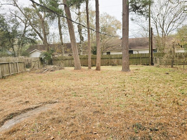 1508 N Roberson Street, Conroe, TX 77301