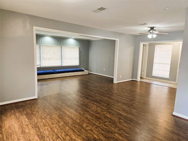 1508 N Roberson Street, Conroe, TX 77301