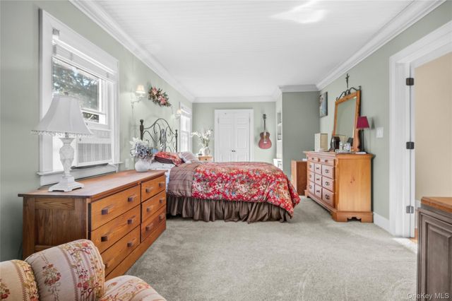 225 Harrison Avenue, Miller Place, NY 11764