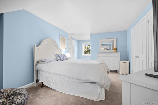 225 Harrison Avenue, Miller Place, NY 11764