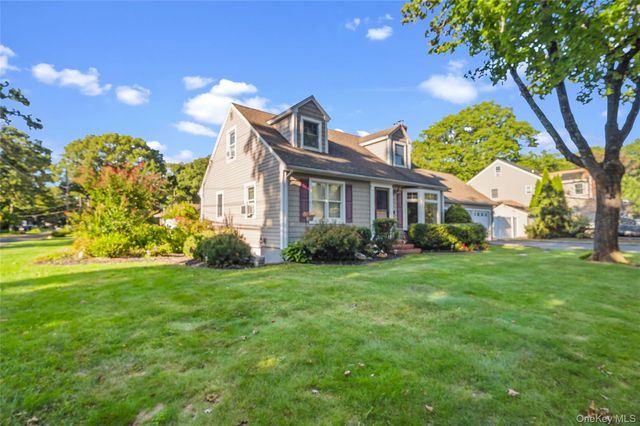 225 Harrison Avenue, Miller Place, NY 11764