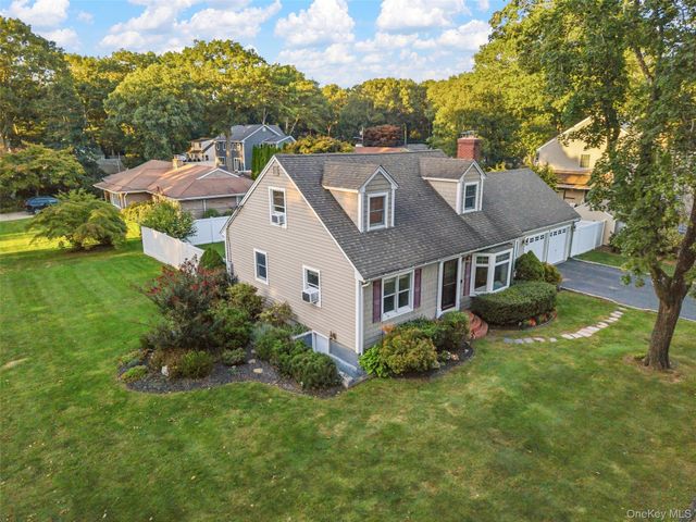 225 Harrison Avenue, Miller Place, NY 11764