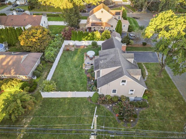 225 Harrison Avenue, Miller Place, NY 11764