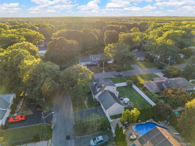 225 Harrison Avenue, Miller Place, NY 11764