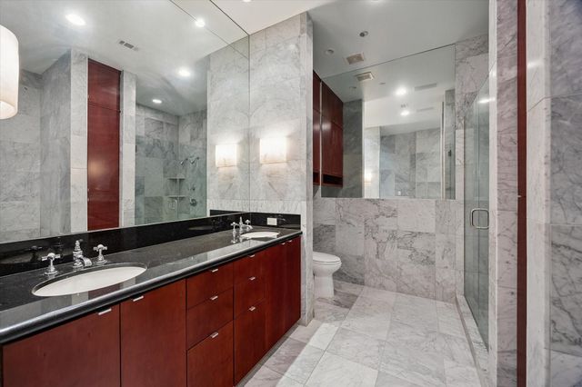 5005 Hidalgo Street 807, Houston, TX 77056