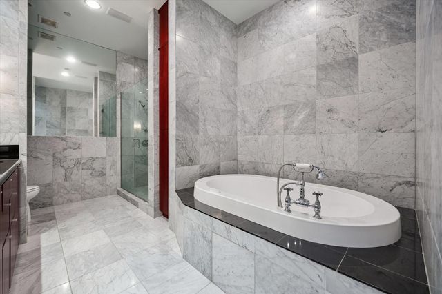 5005 Hidalgo Street 807, Houston, TX 77056