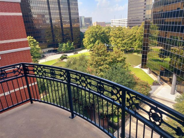 5005 Hidalgo Street 807, Houston, TX 77056
