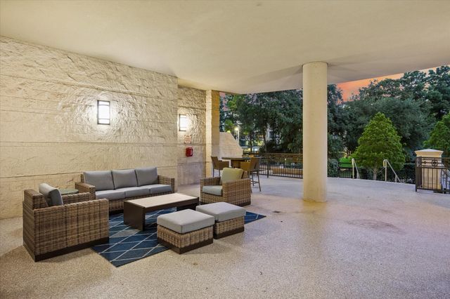 5005 Hidalgo Street 807, Houston, TX 77056