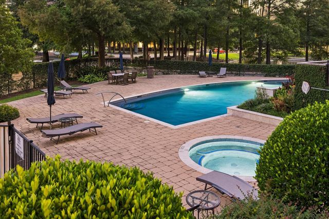 5005 Hidalgo Street 807, Houston, TX 77056