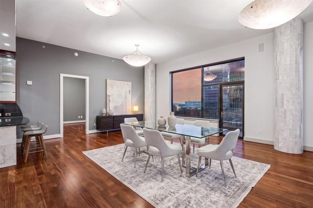 5005 Hidalgo Street 807, Houston, TX 77056