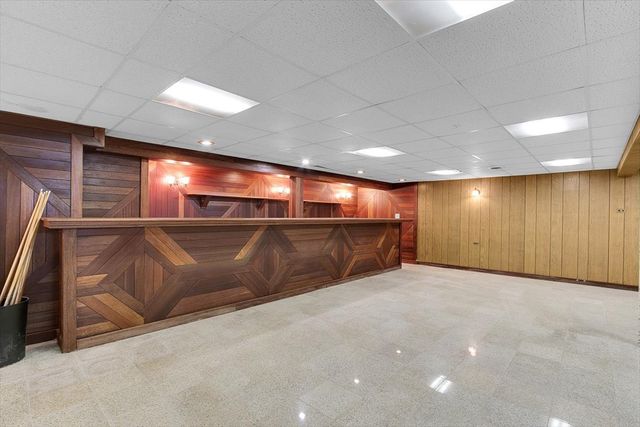 16560 Greenwood Avenue, South Holland, IL 60473