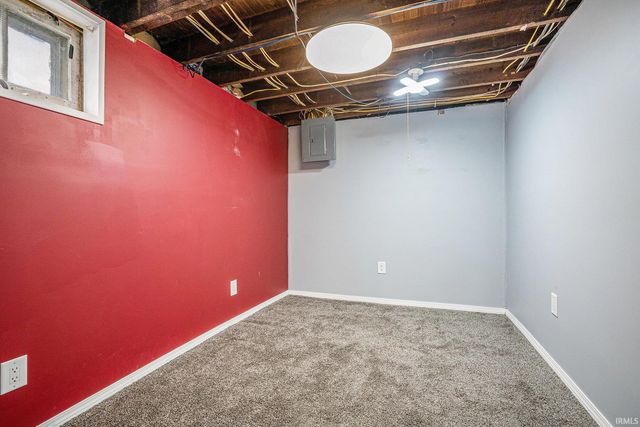 125 E Omer Avenue, Mishawaka, IN 46545