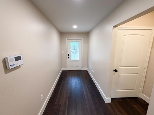 6110 Club Dr, Gilmer, TX 75645