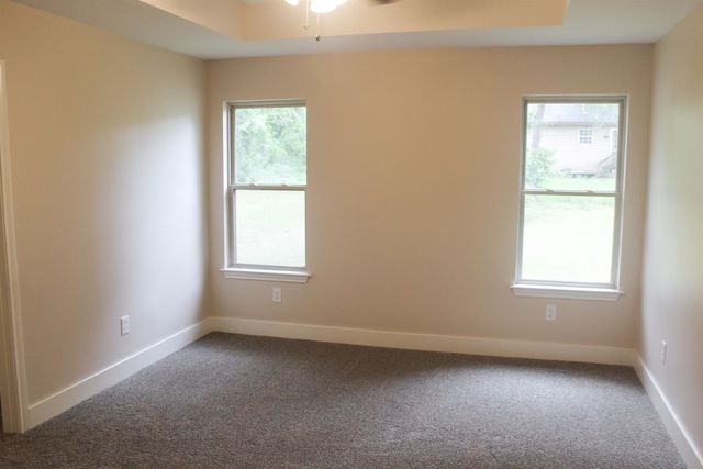 6110 Club Dr, Gilmer, TX 75645