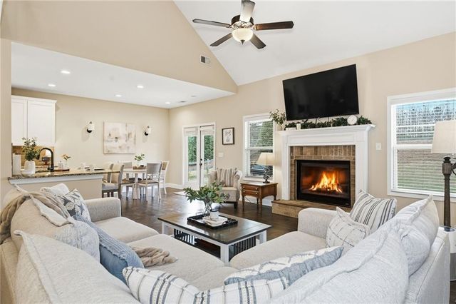 266 Cobblestone Trail, Dallas, GA 30132