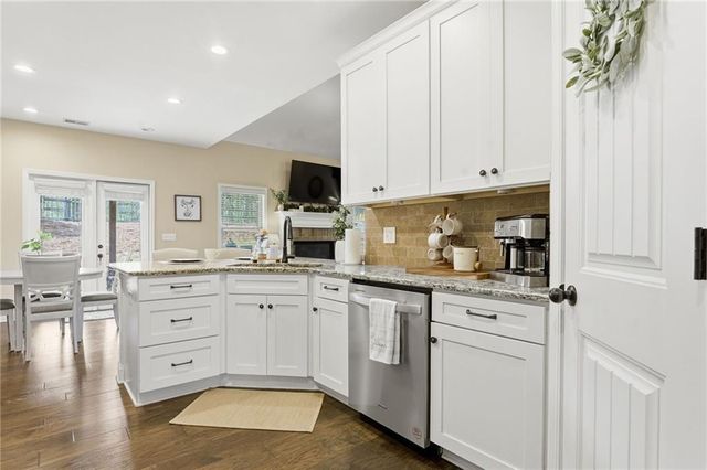 266 Cobblestone Trail, Dallas, GA 30132