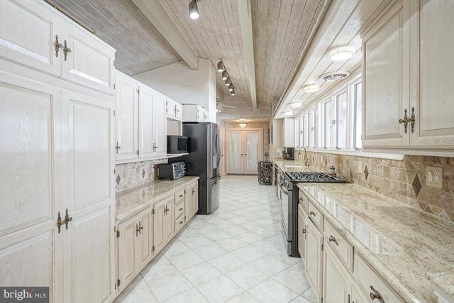 208 COARI AVE, Minotola, NJ 08341