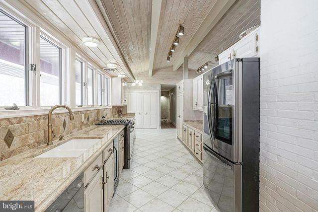 208 COARI AVE, Minotola, NJ 08341