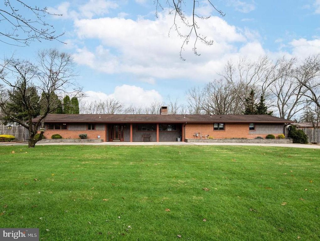 208 COARI AVE, Minotola, NJ 08341