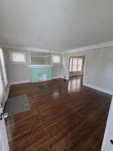 12047 Prairie Street, Detroit, MI 48204
