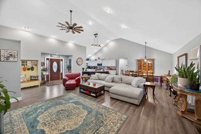 248 BM Johnson Ln, Gainesboro, TN 38562