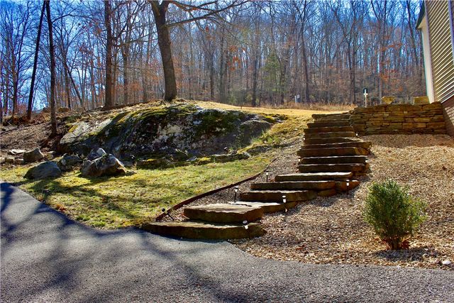 21995 Indian Bluff Road, Garfield, AR 72732