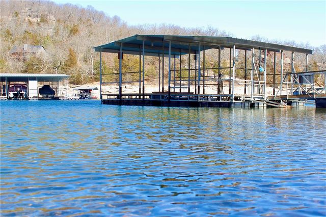 21995 Indian Bluff Road, Garfield, AR 72732