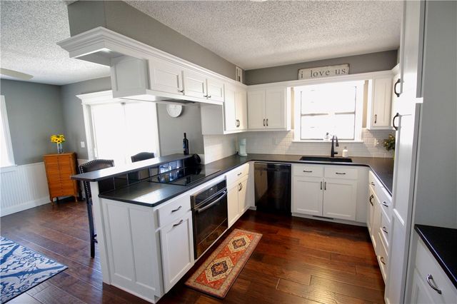 21995 Indian Bluff Road, Garfield, AR 72732