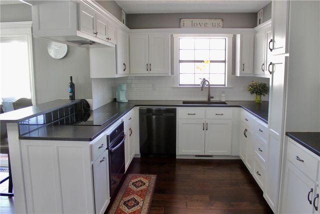 21995 Indian Bluff Road, Garfield, AR 72732