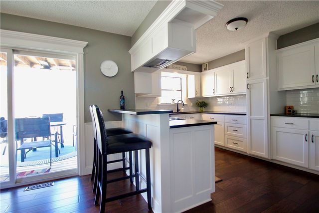 21995 Indian Bluff Road, Garfield, AR 72732