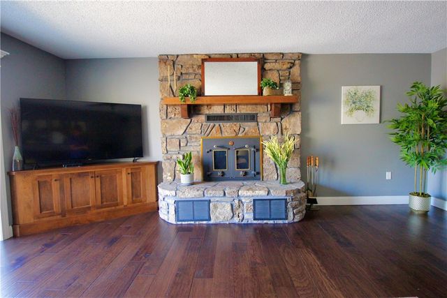 21995 Indian Bluff Road, Garfield, AR 72732