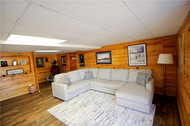 21995 Indian Bluff Road, Garfield, AR 72732