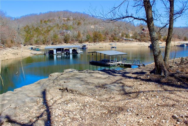 21995 Indian Bluff Road, Garfield, AR 72732