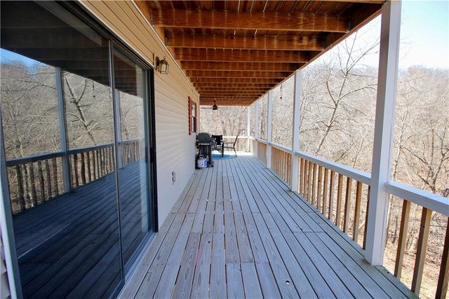 21995 Indian Bluff Road, Garfield, AR 72732