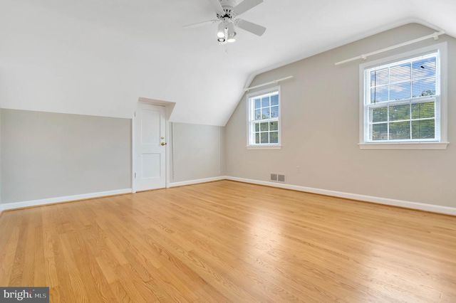 970 N QUINTANA ST, Arlington, VA 22205