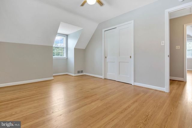 970 N QUINTANA ST, Arlington, VA 22205