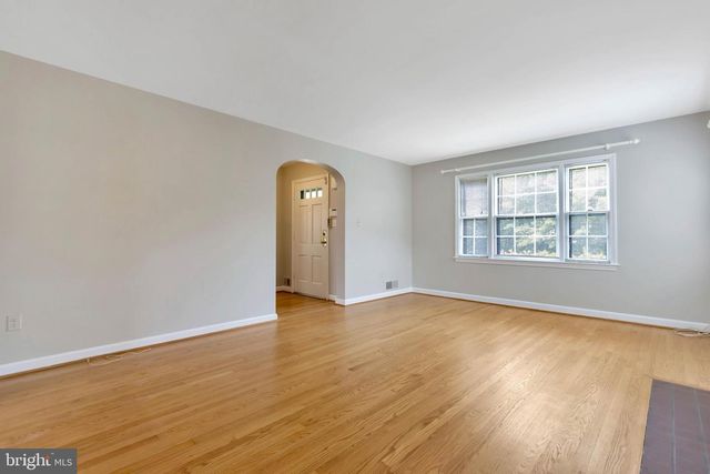 970 N QUINTANA ST, Arlington, VA 22205