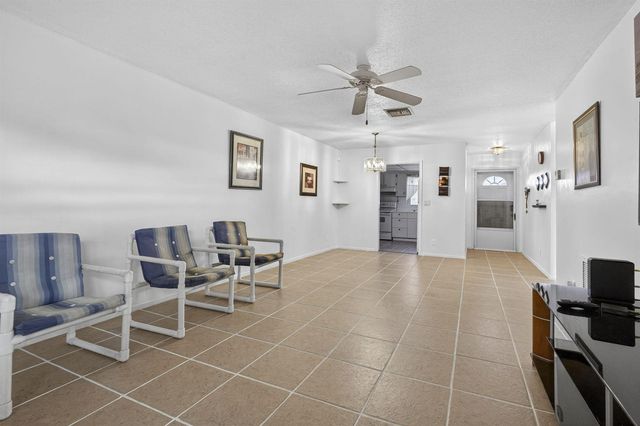 2833 Crosley Drive W C, West Palm Beach, FL 33415
