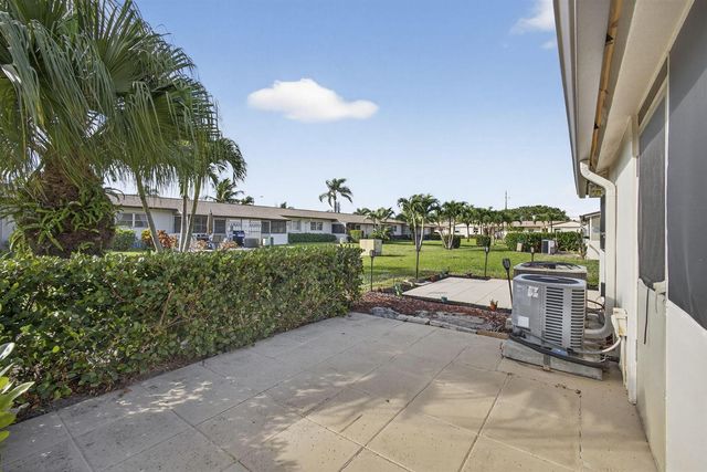 2833 Crosley Drive W C, West Palm Beach, FL 33415