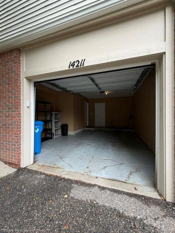14211 CHESAPEAKE Circle, Commerce Charter Township, MI 48390