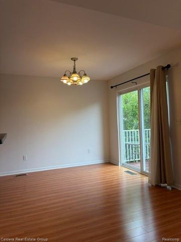 14211 CHESAPEAKE Circle, Commerce Charter Township, MI 48390