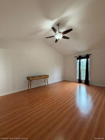 14211 CHESAPEAKE Circle, Commerce Charter Township, MI 48390