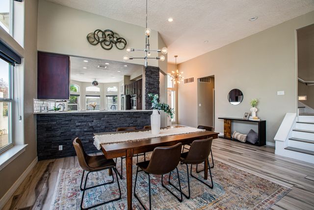 11201 Spyglass Hill Lane NE, Albuquerque, NM 87111