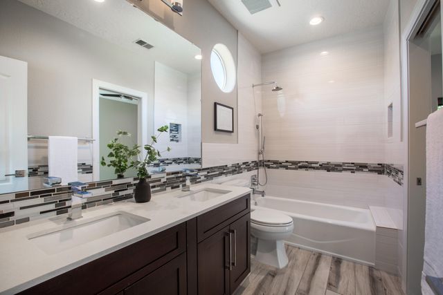11201 Spyglass Hill Lane NE, Albuquerque, NM 87111