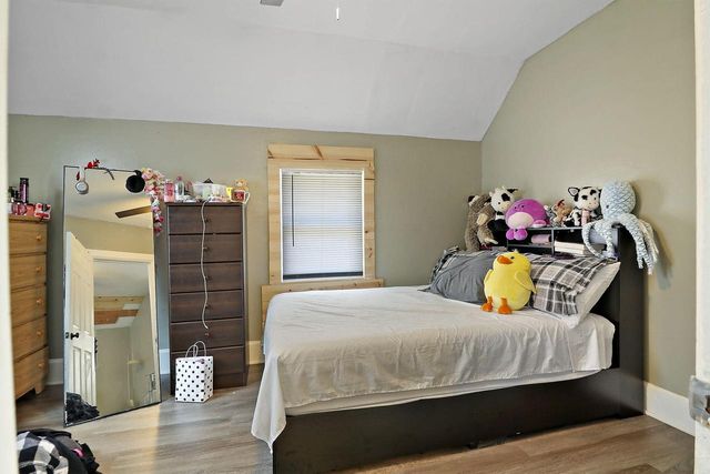 5619 14th AVENUE, Kenosha, WI 53140