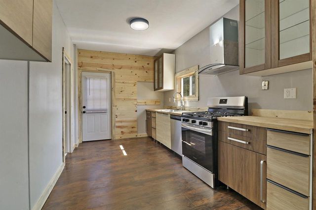 5619 14th AVENUE, Kenosha, WI 53140