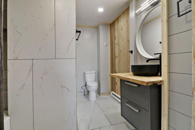 5619 14th AVENUE, Kenosha, WI 53140